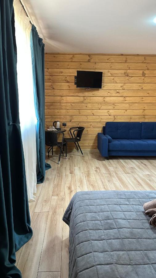 Лилия Hotel Гудаута Екстериор снимка